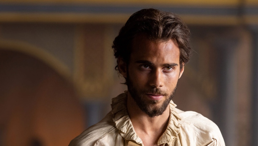 Τι ταινίες παίζουν